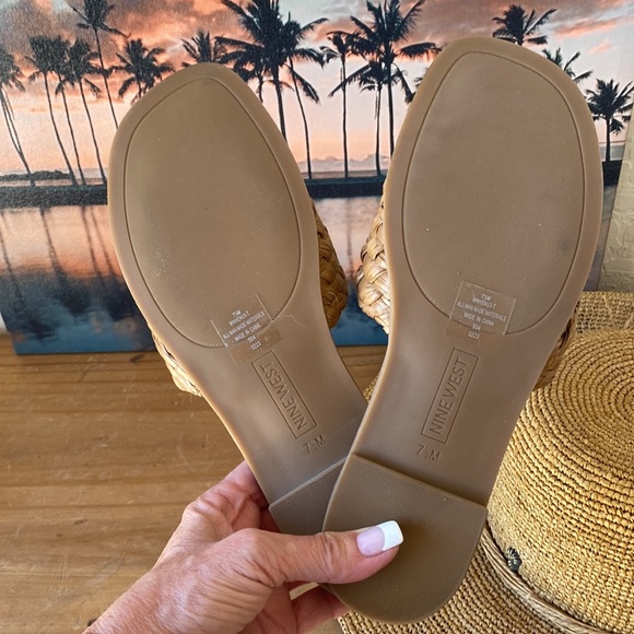 🎉 LIKE NEW‼️ NINE WEST SUMMER FLATS‼️ - Picture 4 of 10